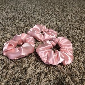 Silk scrunchies